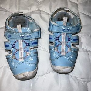 Size 11 Frozen shoes